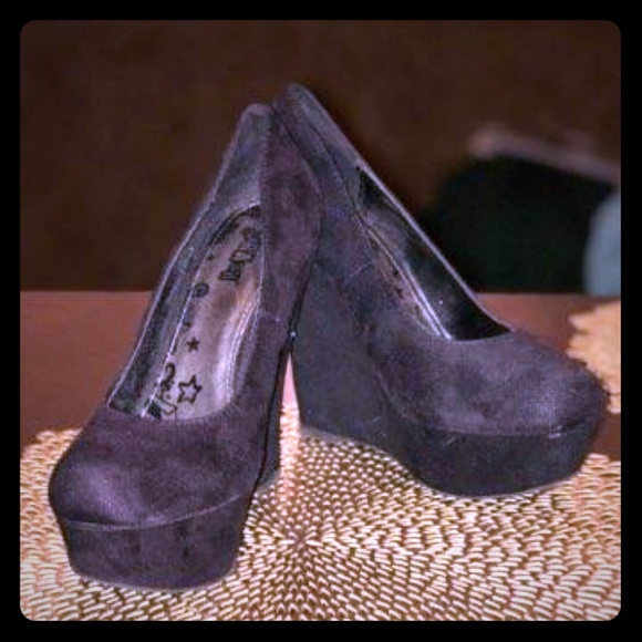 Brash Shoes - Black Brash Platform Wedges